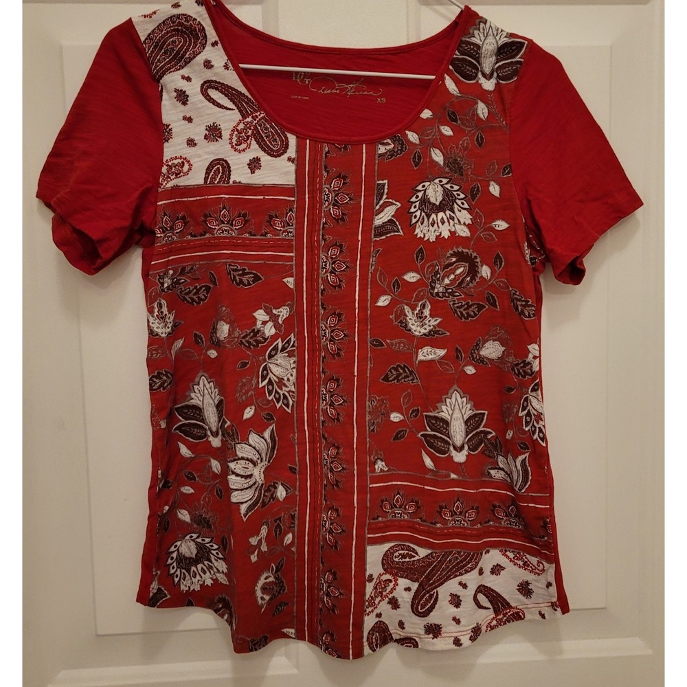 dg2 diane gilman xs Red Short Sleeve top Abstract Design. 60% Cotton 40% Modal - Picture 1 of 5